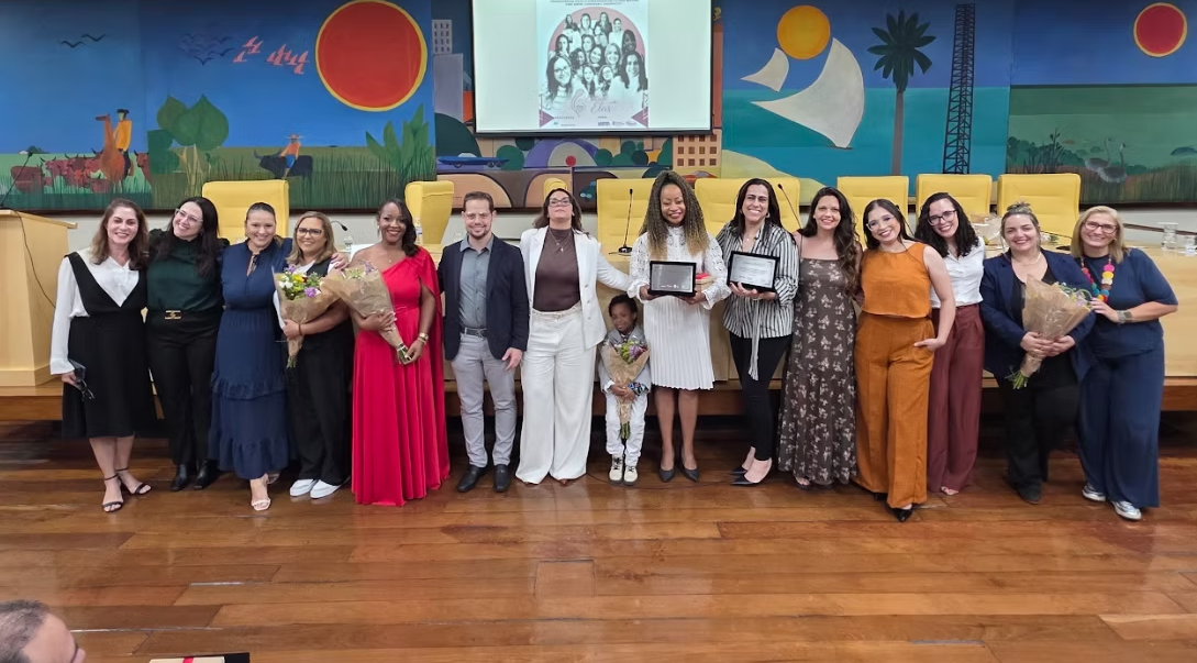 PRÊMIO ENTRE ELAS